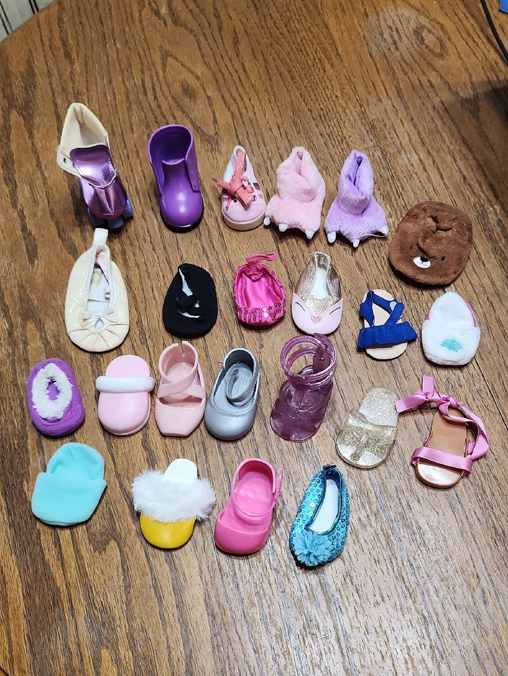 Barbie & Our Generation/Life Size Doll Mismatched Shoes